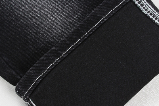 Fabricação de tecidos de denim ecológicos