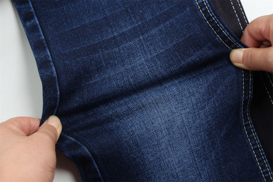 Bom preço 11-11.5 Oz Warp slub jeans tecido para homem jeans Mercerized Fleece traseiro preto alto alongamento para homem estilo de mercado da Índia on-line